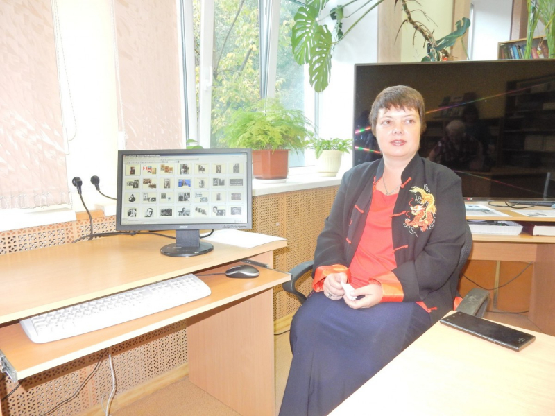 Мария Береснева представила книги Александра Куланова в библиотеке ДК "Костино".