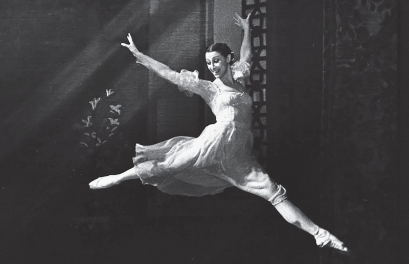 Майя Плисецкая — Джульетта. Балет «Ромео и Джульетта» в Большом театре. Москва. 1969 г. РГАЛИ. Ф. 3266. Оп. 1. Ед. хр. 11. Л. 2