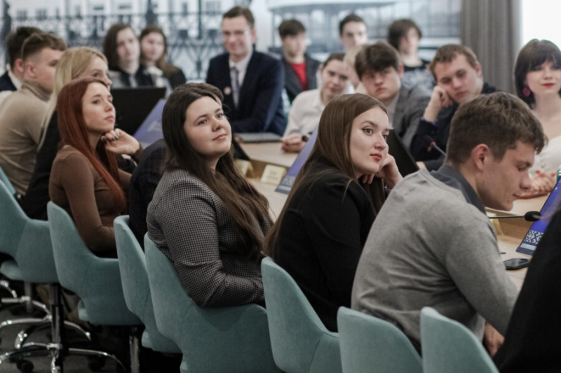 Леонид Млечин и Мария Залесская посетили Белорусский государственный экономический университет (БГЭУ)