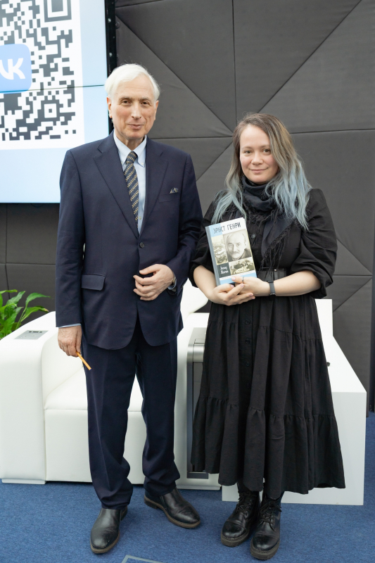 Автографы и фото на память