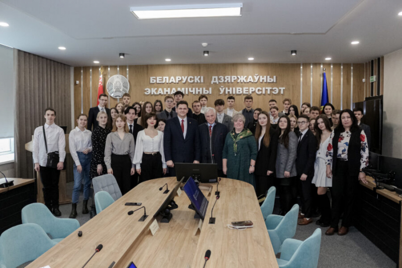 Леонид Млечин и Мария Залесская посетили Белорусский государственный экономический университет (БГЭУ)