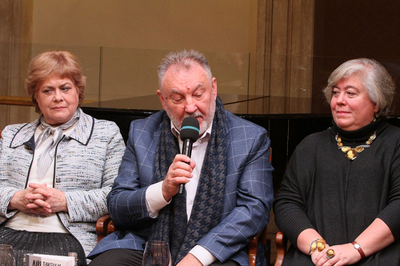 Ольга Шашкова, Николай Ефимович, Мария Залесская. Фото: Сергей Виноградов, World Podium