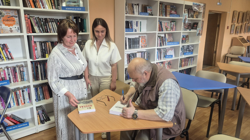 В Удмуртии: Об истории и музыке. Мария и Константин Залесские приняли участие в VII Литературном фестивале «На родине П. И. Чайковского». Фотография: Администрация города Сарапула