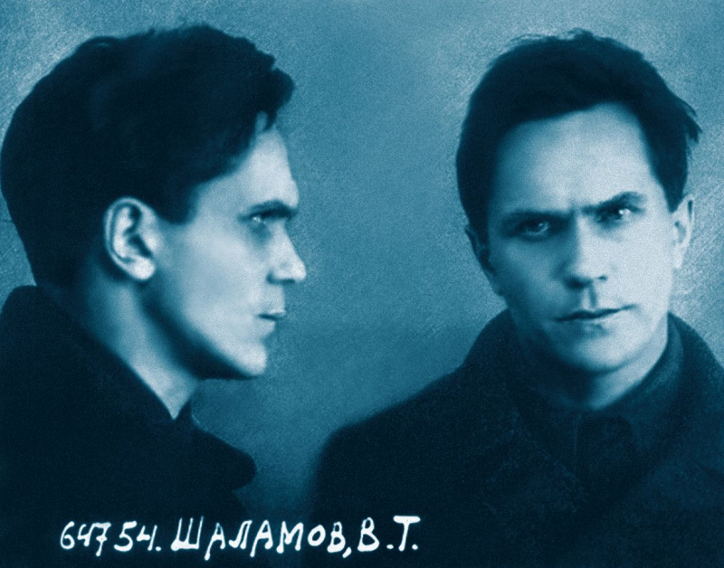 Шаламов после ареста. Фото из следственного дела. 1937 г. Из книги В. В. Есипова «Шаламов»