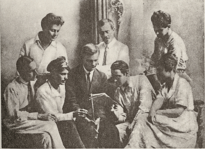 К. Г. Паустовский (крайний слева) в редакции газеты «Моряк». Одесса, 1921 год