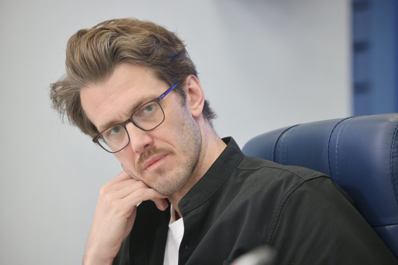 Игорь Теплов