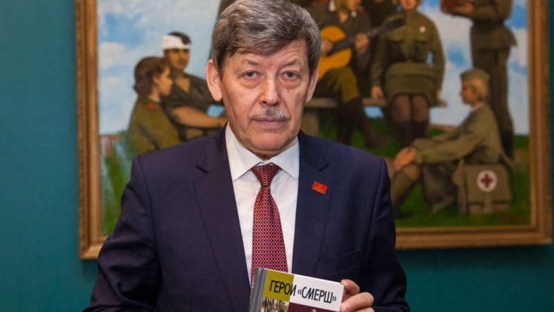 Когда герой книги — суперагент. Александр Бондаренко — о Вадиме Кирпиченко и других разведчиках, с которыми ему довелось общаться