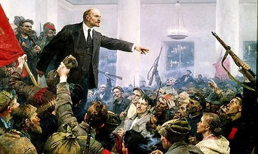 Сто лет назад, в апреле 1917 года, большевик Владимир Ленин вернулся из эмиграции на родину, чтобы коренным образом изменить ход развития России и всего мира