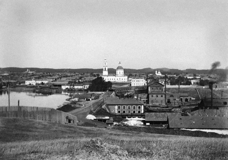 Вид на поселок Сысертского завода. 1894 год