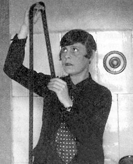 Лиля Брик во время монтажа фильма. 1928 год