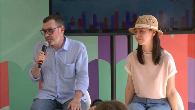 Павел Басинский и Екатерина Барбаняга представили свою книгу «Соня, уйди!» на фестивале «Красная площадь»