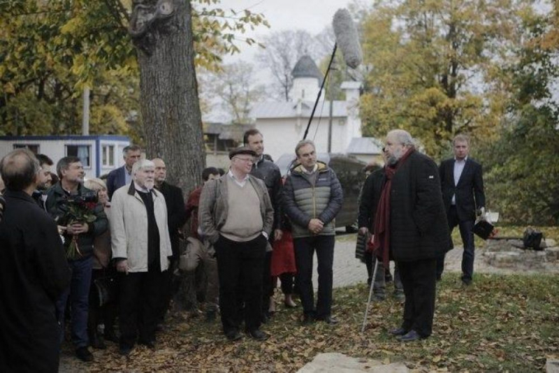 Народное открытие памятника Савве Ямщикову в Пскове