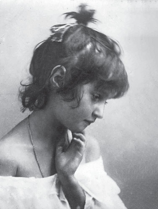 Старшая дочь Холодных Евгения. 1917 (1918?) год