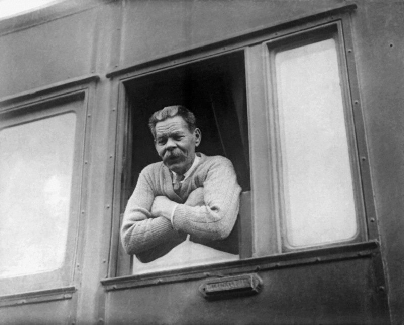 28 марта – 150 лет со дня рождения великого русского писателя Максима Горького, продолжившего в 1933 году издание серии «ЖЗЛ»