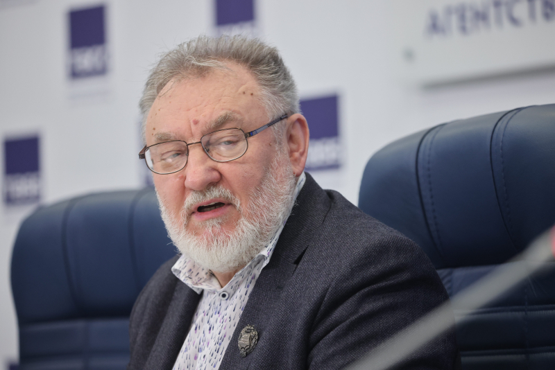 Николай Ефимович